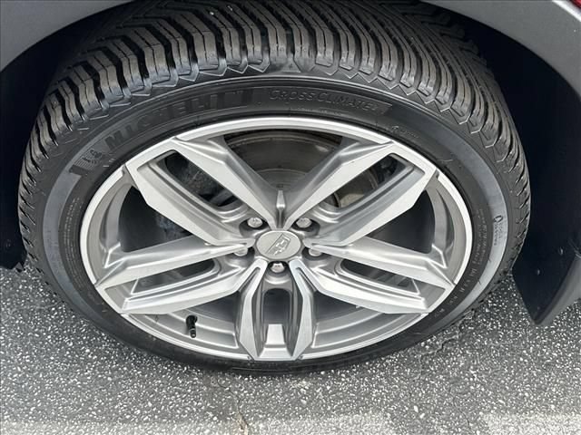 Certified 2020 Cadillac XT4 Sport w/ Enhanced Visibility Package AWD/4WD image 36