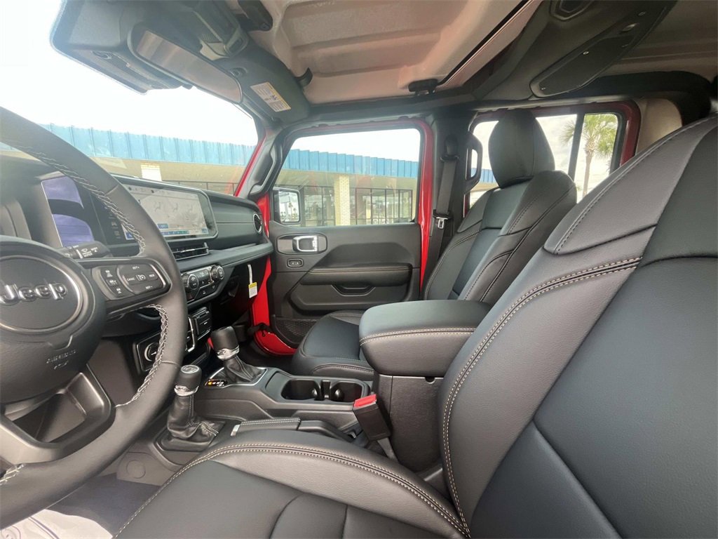 New 2025 Jeep Gladiator Sport image 10