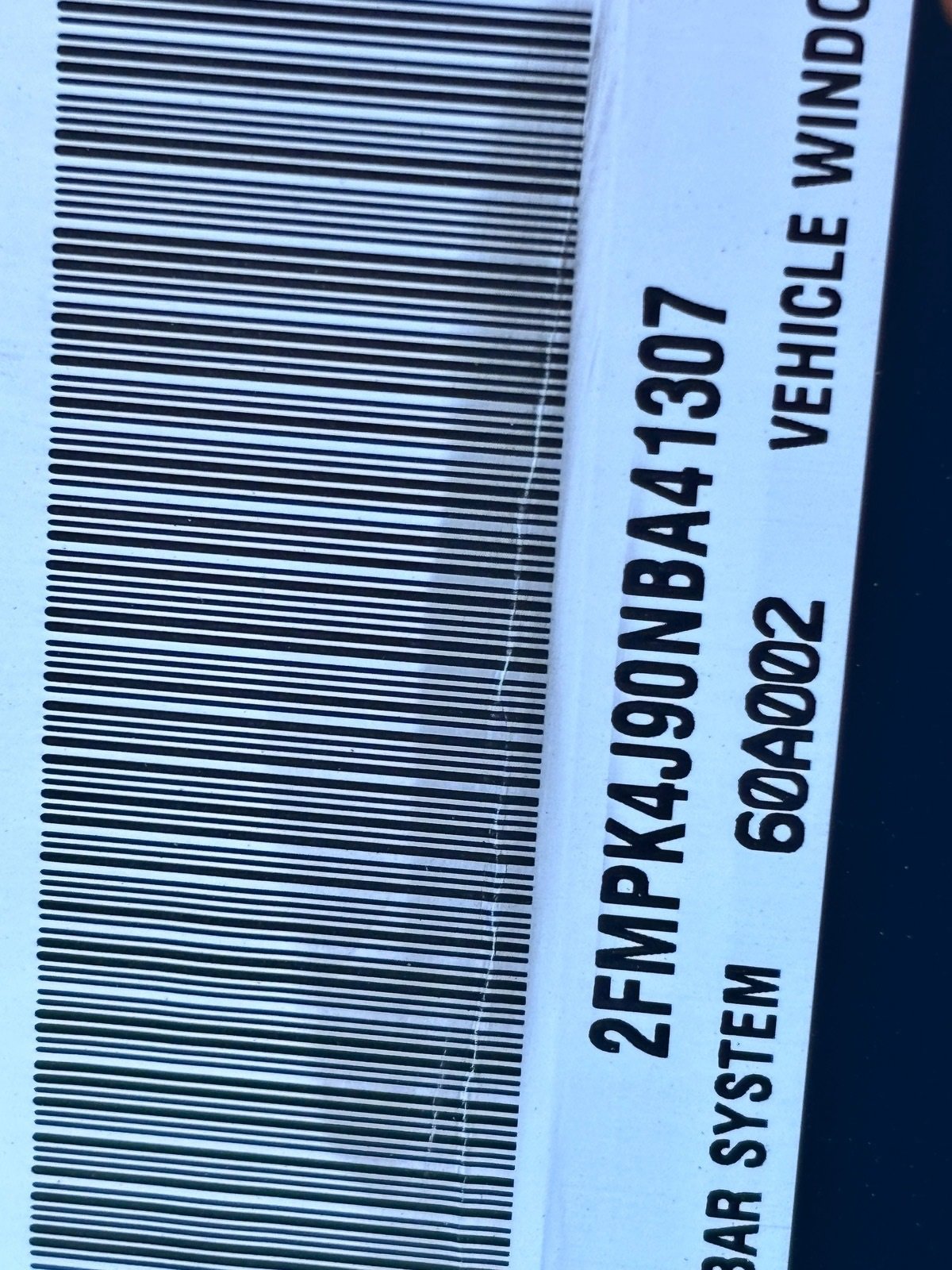 Used 2022 Ford Edge SEL image 28