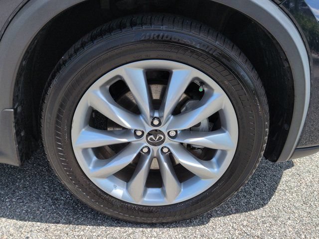 Used 2021 INFINITI QX50 Luxe FWD image 11