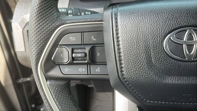 Used 2024 Toyota Tacoma Trailhunter image 12