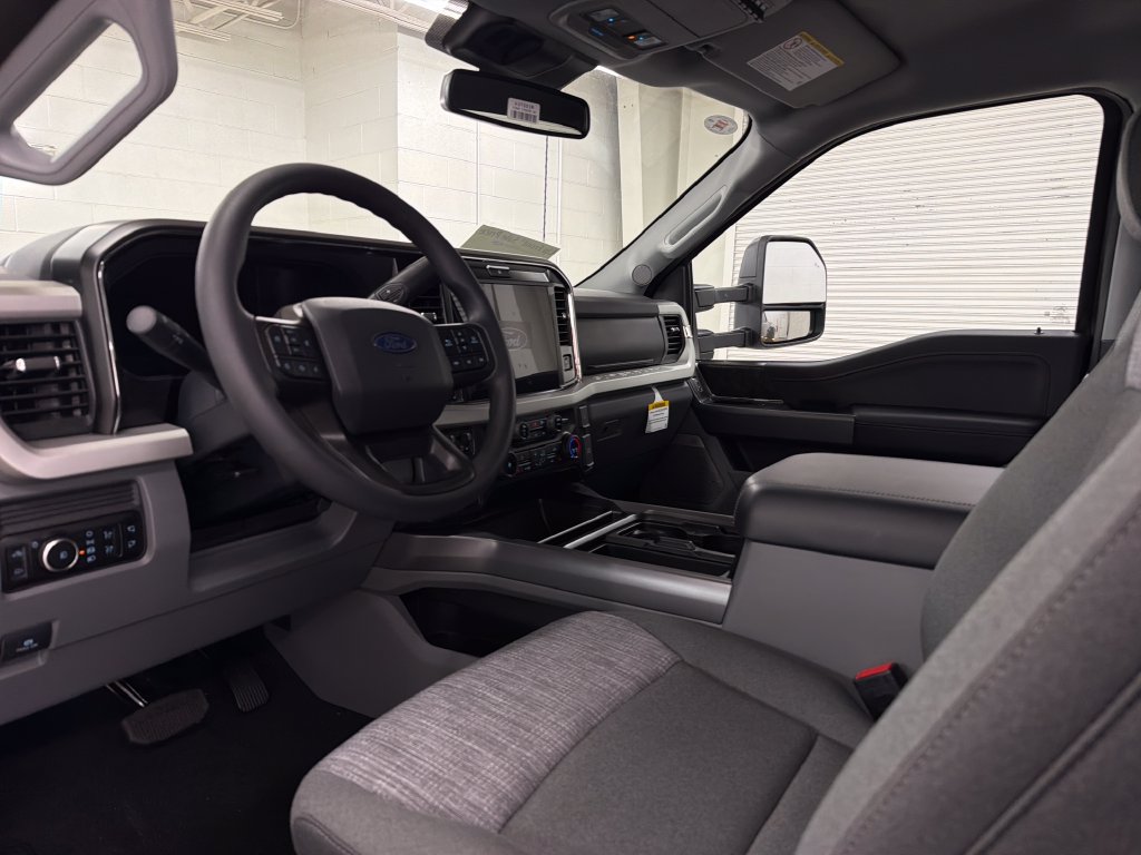 New 2027 Ford F350 XLT w/ XLT Premium Package AWD/4WD image 6