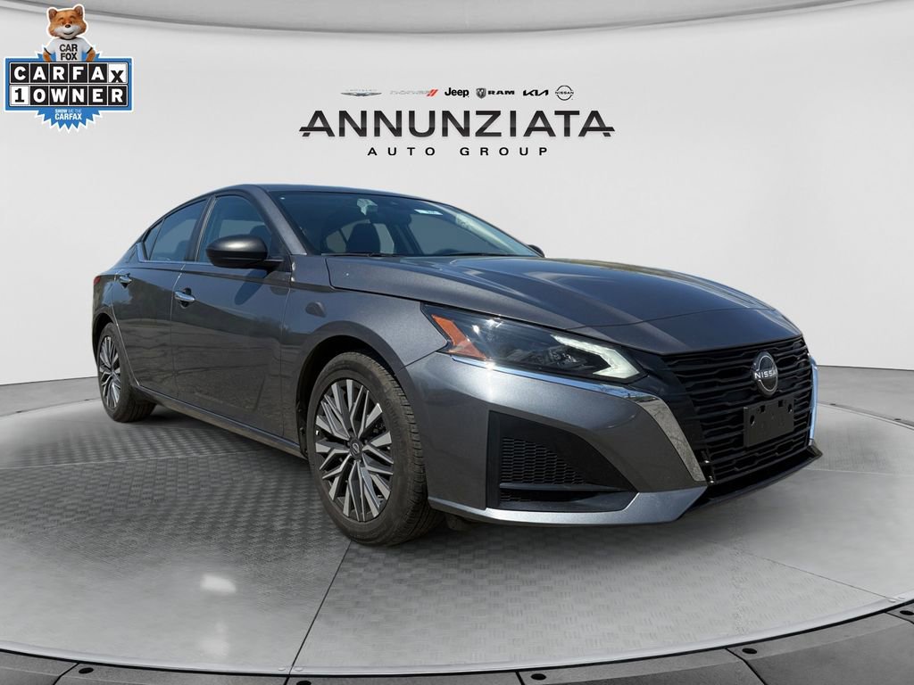 Certified 2025 Nissan Altima 2.5 SV FWD image 7