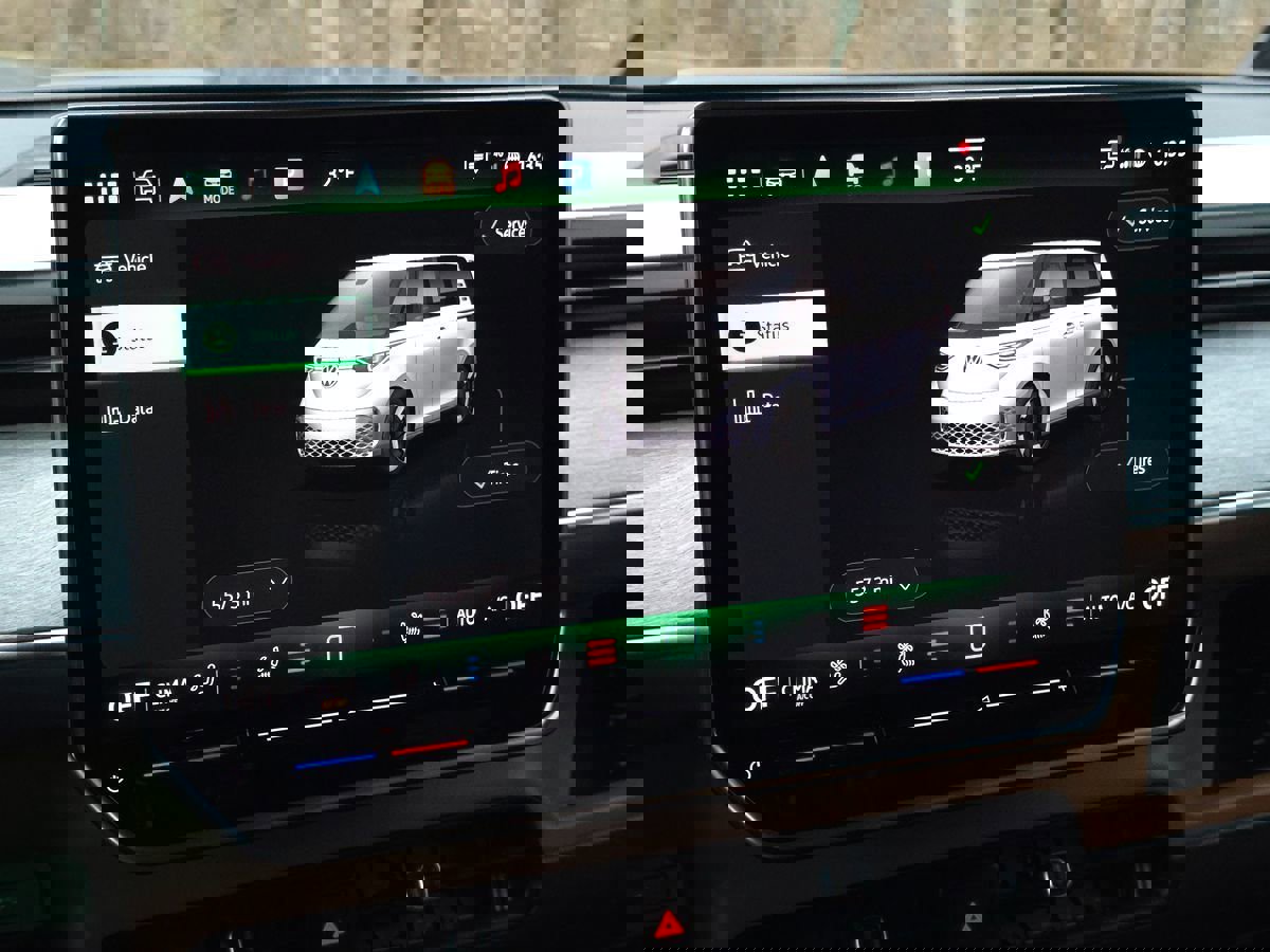 Used 2025 Volkswagen ID. Buzz Pro S image 33