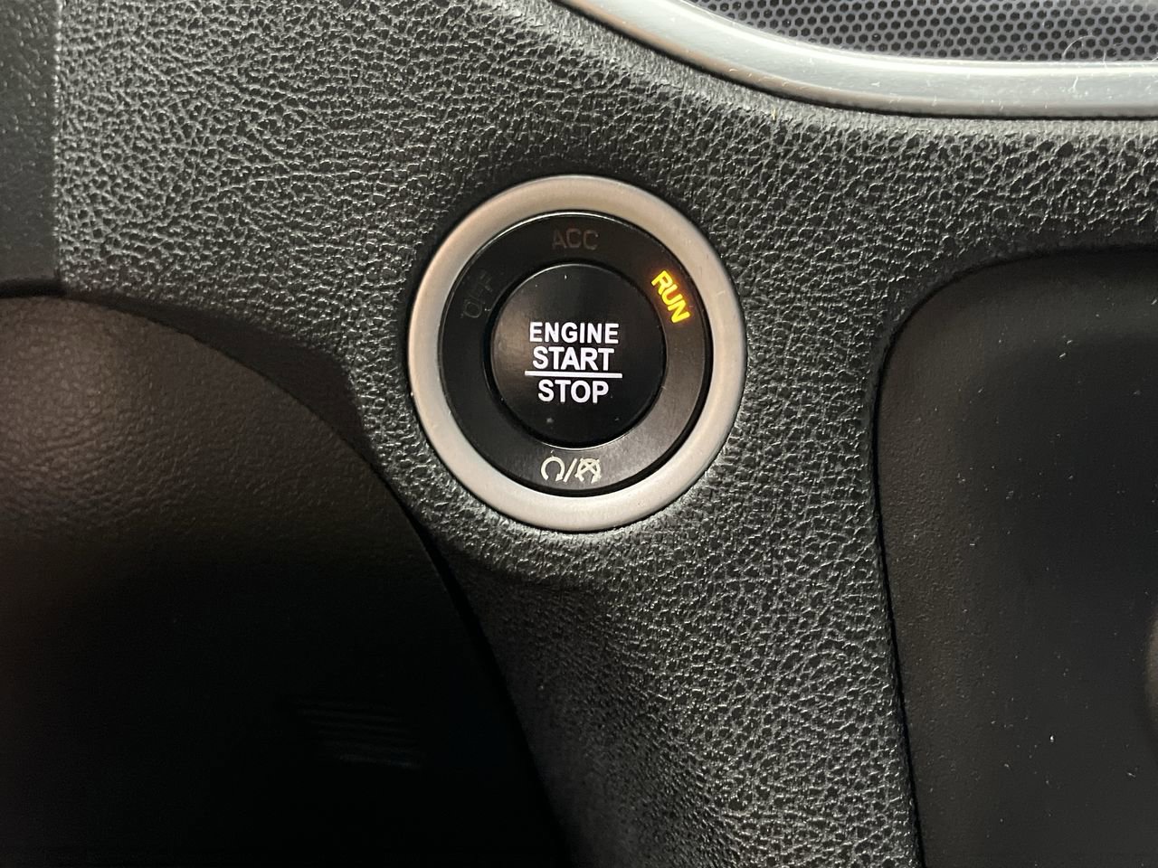 Used 2018 Dodge Charger GT AWD/4WD image 19