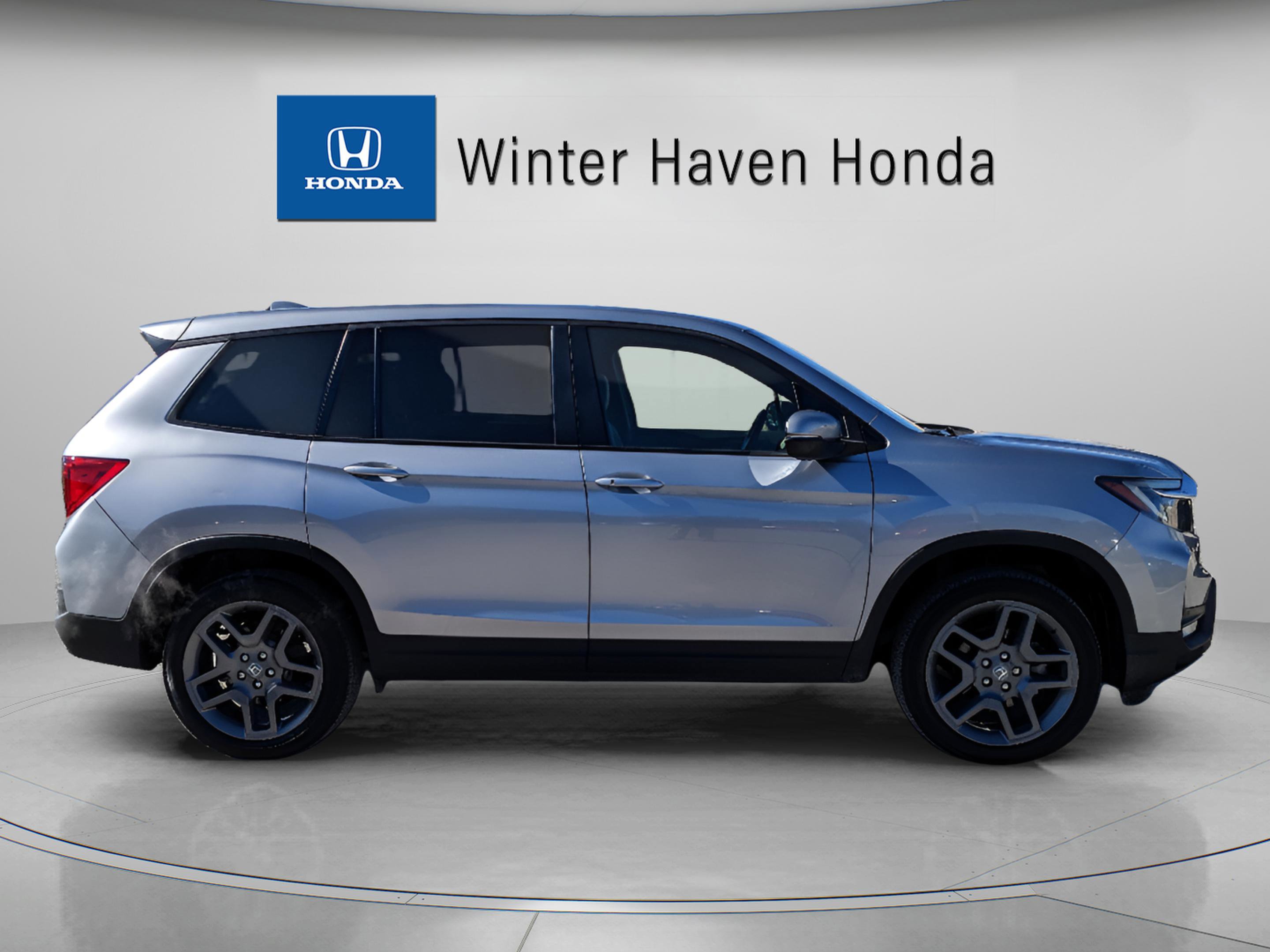 Used 2023 Honda Passport EX-L image 9