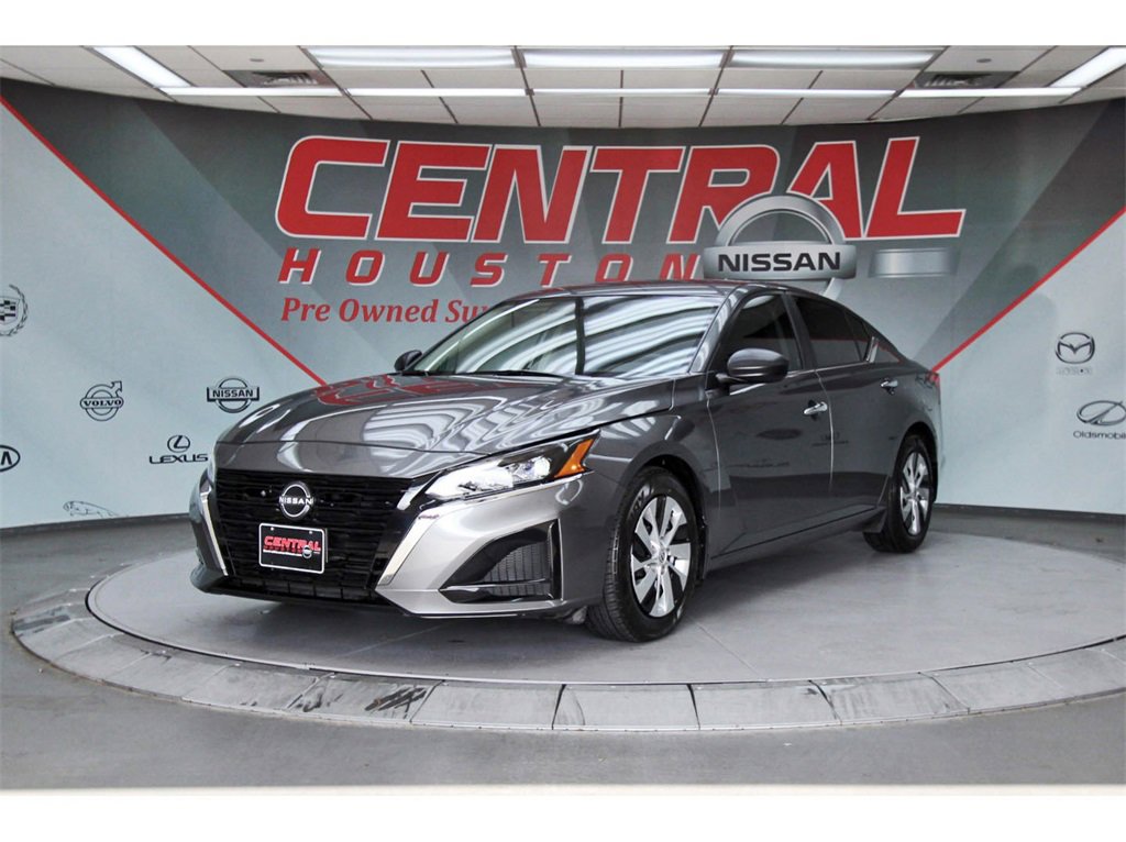 Certified 2024 Nissan Altima 2.5 S image 2