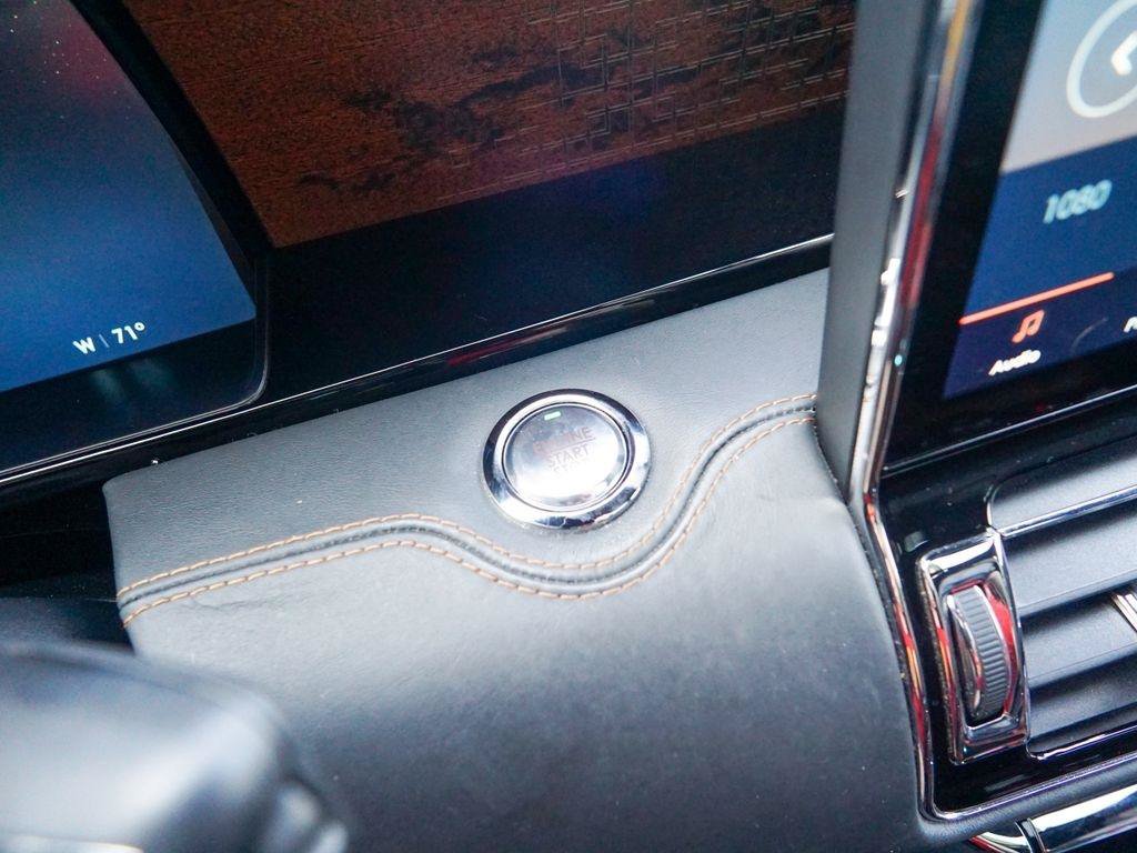 Used 2023 Lincoln Navigator L Black Label AWD/4WD image 28