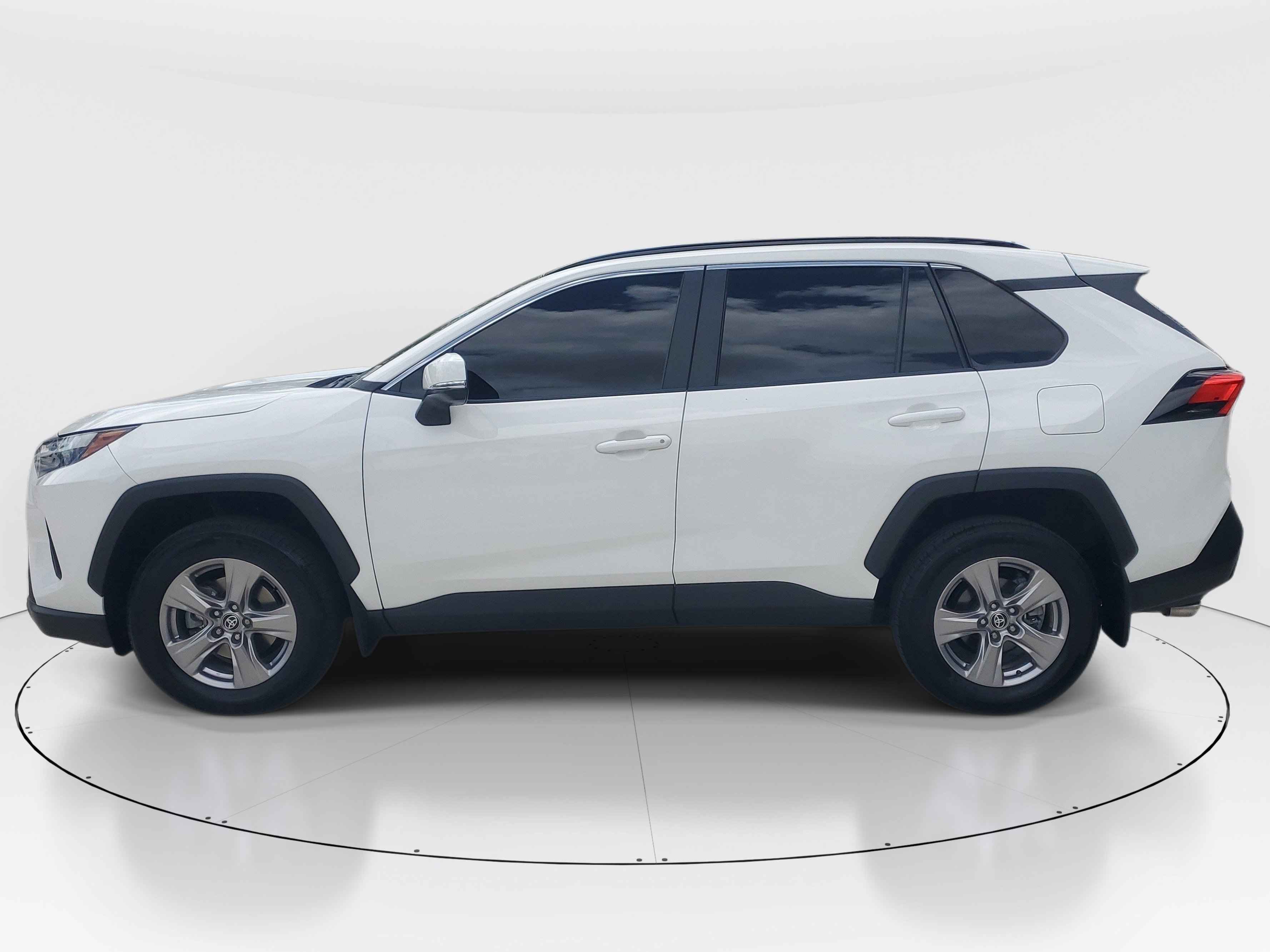 Certified 2024 Toyota RAV4 XLE w/ Convenience Package image 6