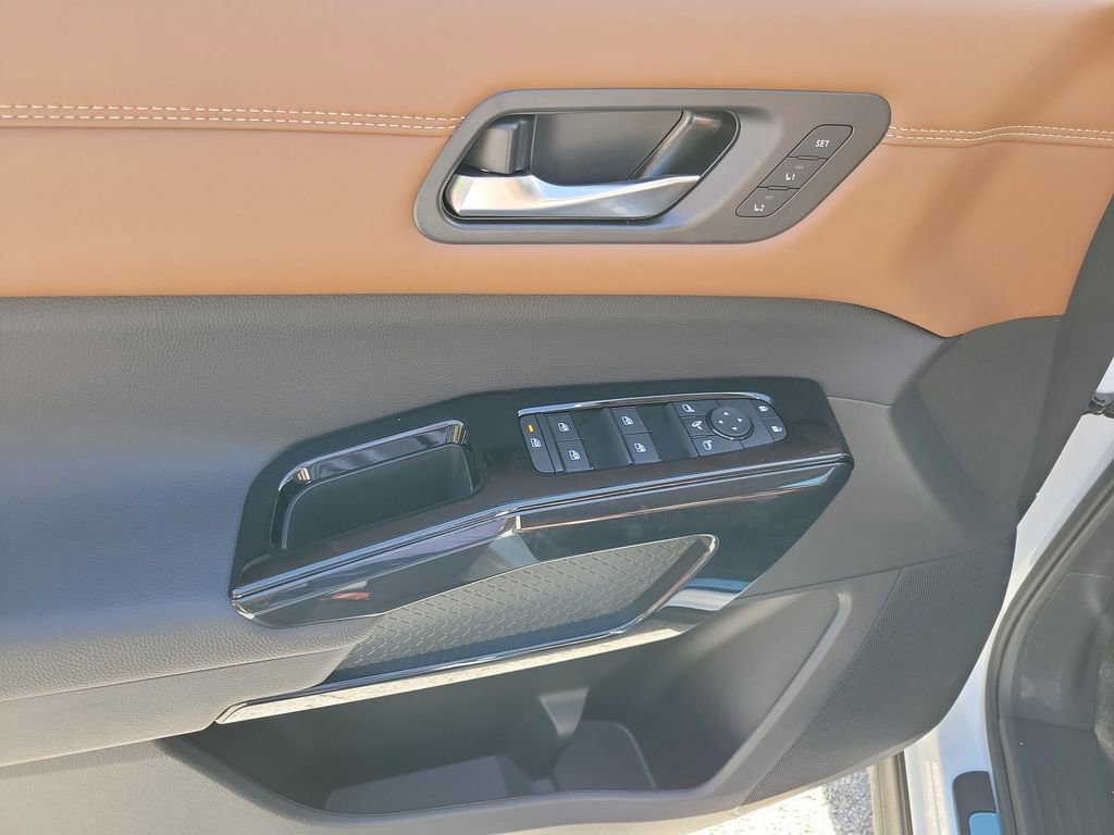 New 2026 Nissan Pathfinder Platinum image 20