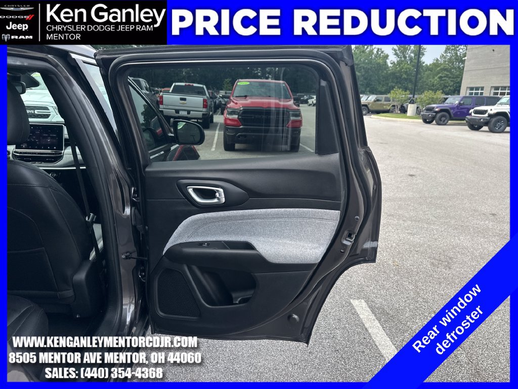 Certified 2023 Jeep Compass Latitude AWD/4WD image 24