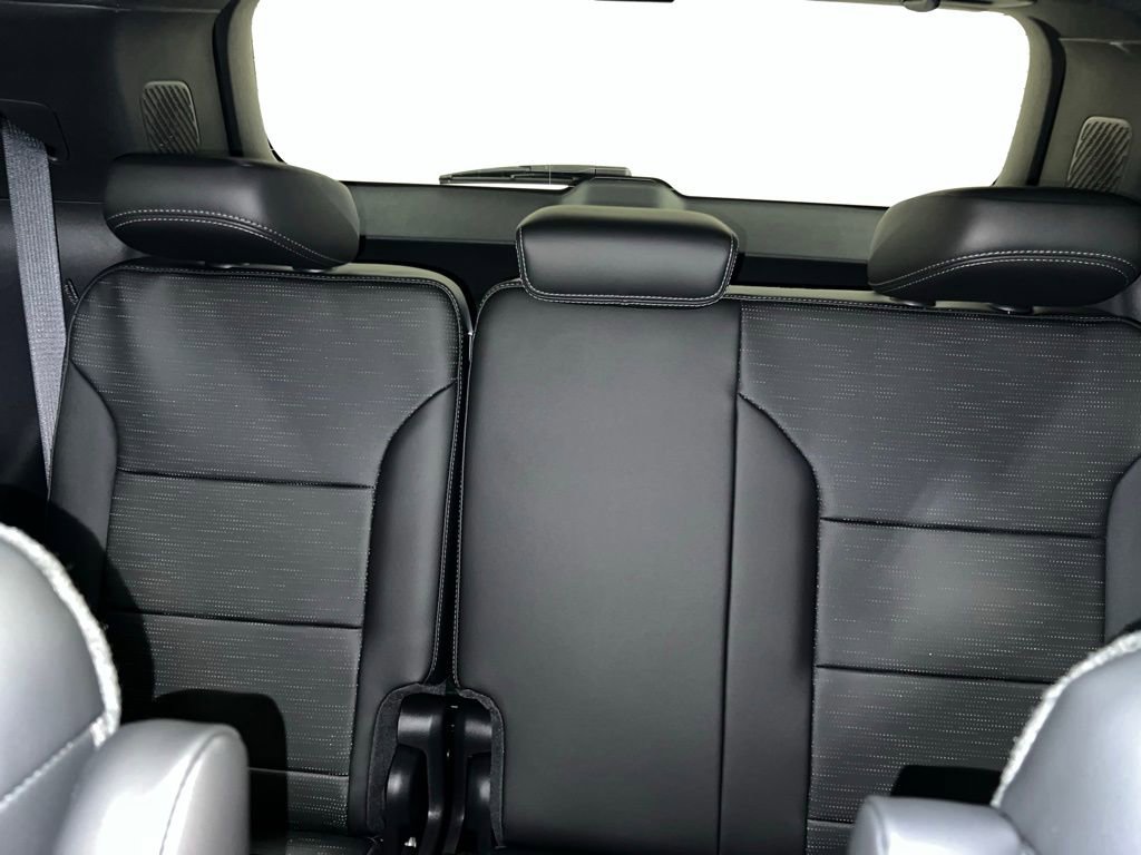 New 2026 Buick Enclave Sport Touring w/ Power Package image 33