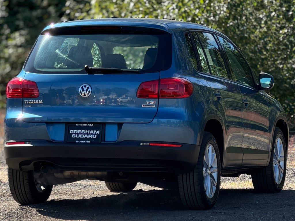 Used 2017 Volkswagen Tiguan Limited w/ Alloy Wheels Package AWD/4WD image 7