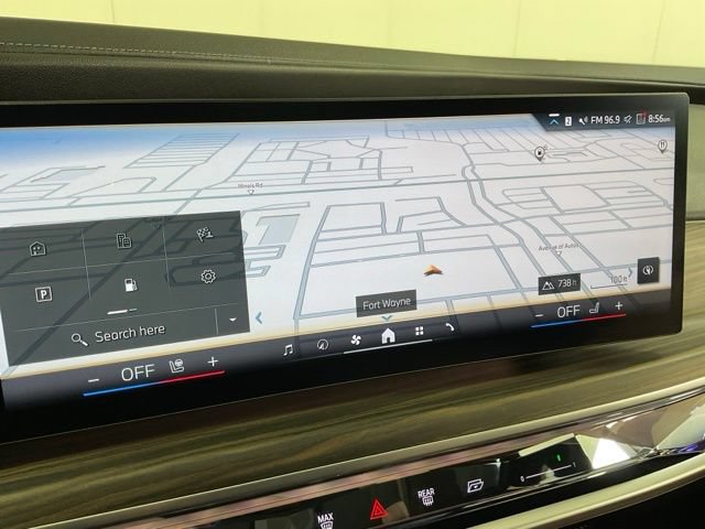 Certified 2023 BMW 760i xDrive AWD/4WD image 14