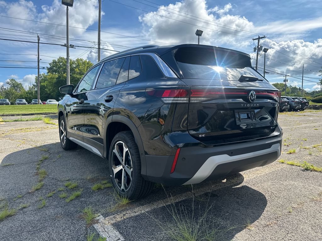 New 2026 Volkswagen Tiguan SE AWD/4WD image 2