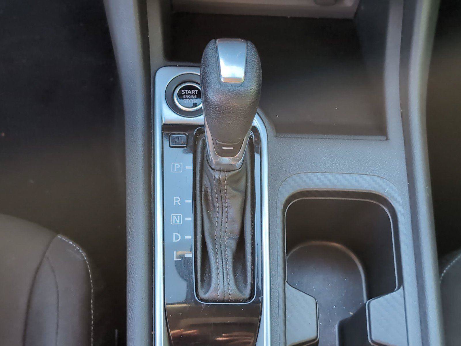 Used 2024 Nissan Sentra SV FWD image 24