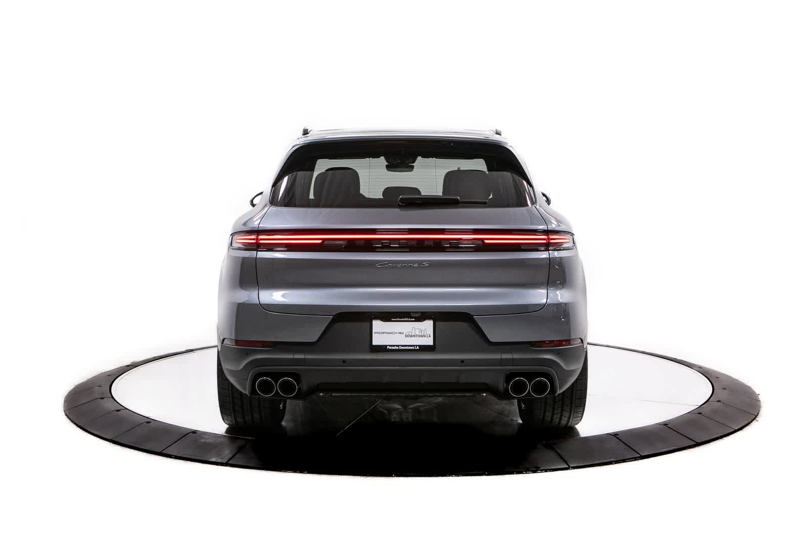 New 2026 Porsche Cayenne S image 6