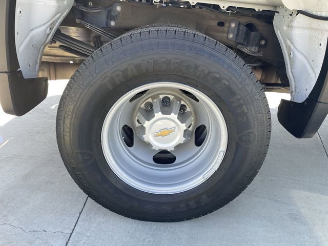 Used 2024 Chevrolet Silverado 3500 W/T image 28