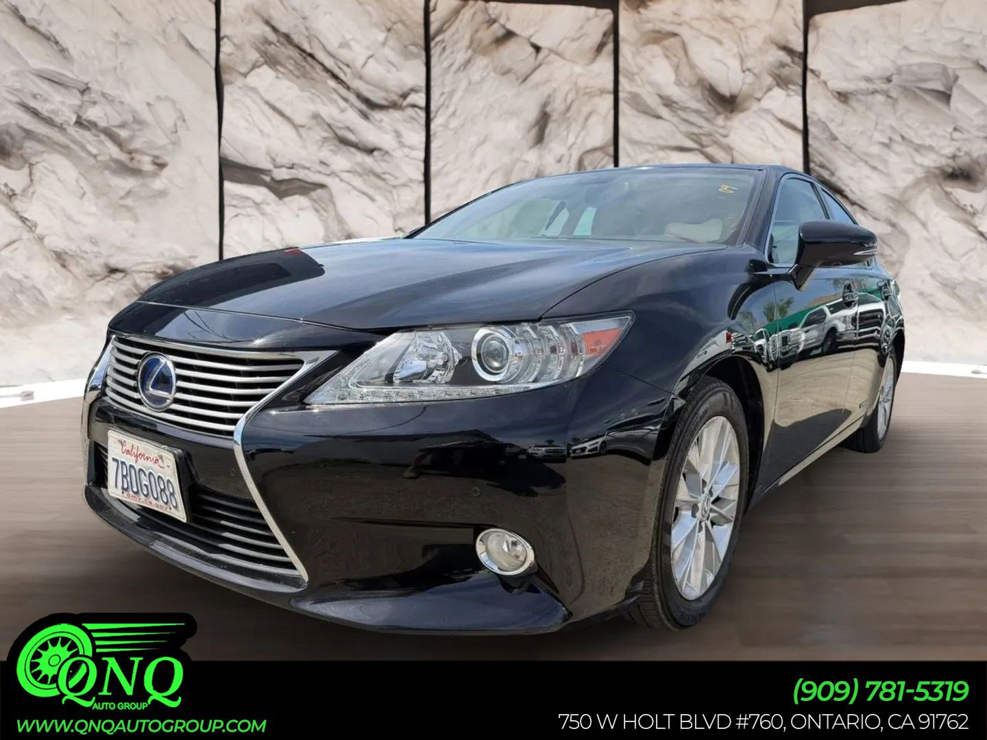Used 2013 Lexus ES 300h w/ Luxury Pkg FWD image 1