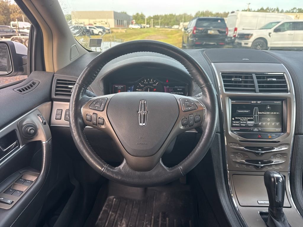 Used 2015 Lincoln MKX FWD w/ Equipment Group 102A image 12