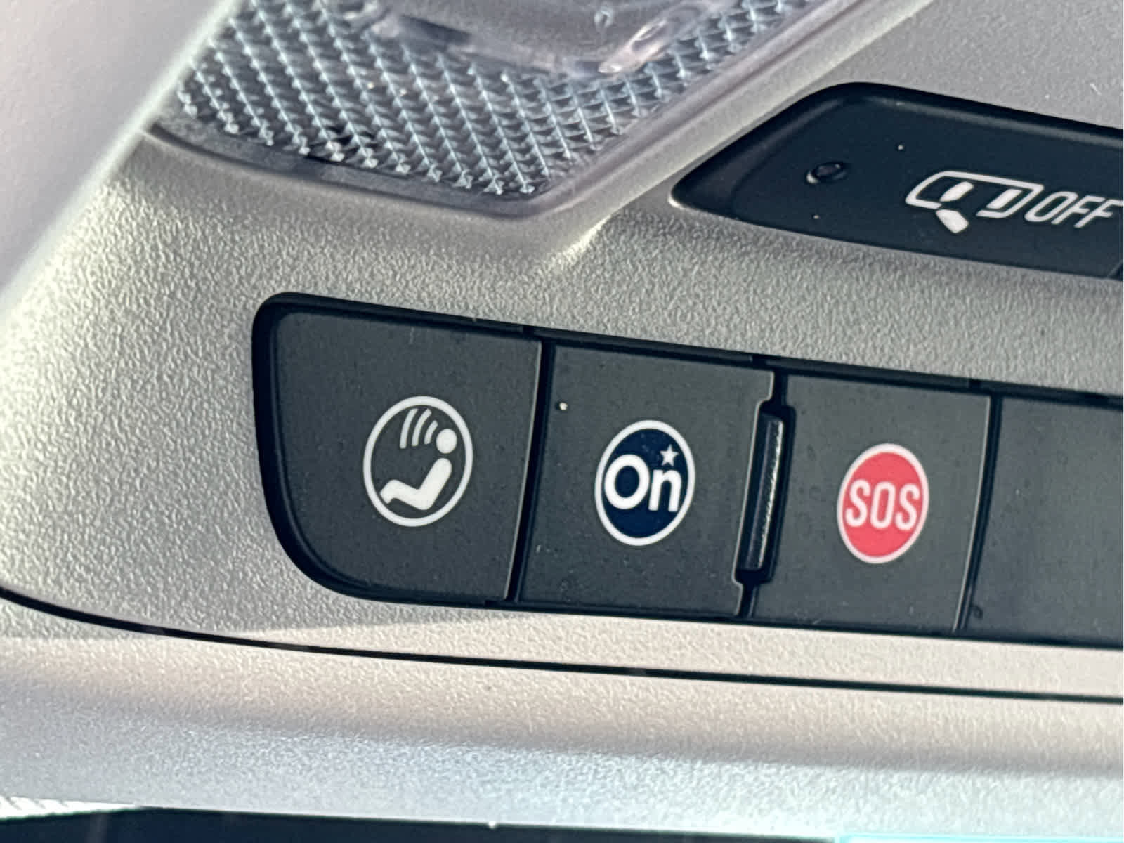 Certified 2024 Chevrolet Equinox LT w/ LPO, Floor Liner Package image 23