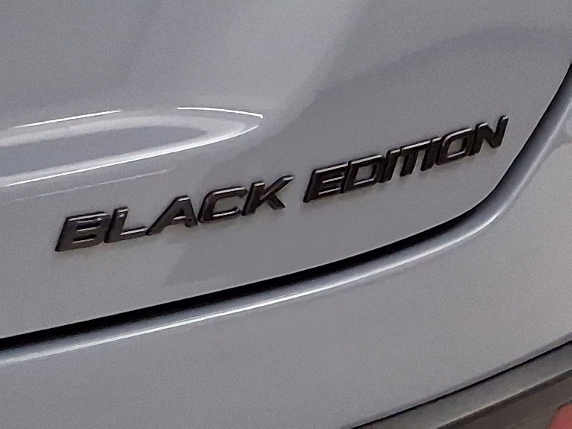 Used 2025 Honda Pilot Black Edition image 24