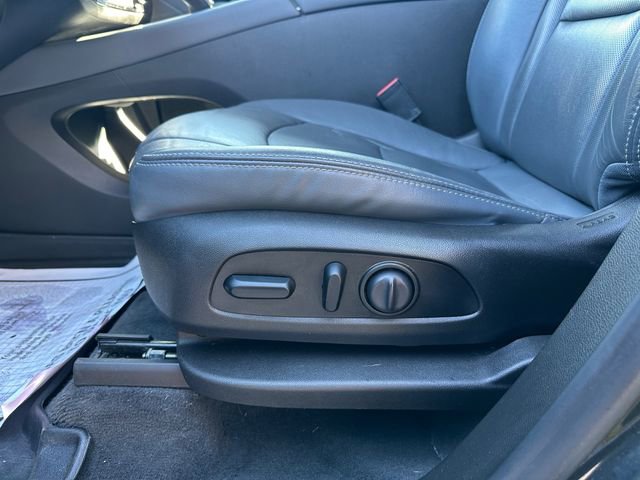 Used 2021 Buick Enclave Essence image 20