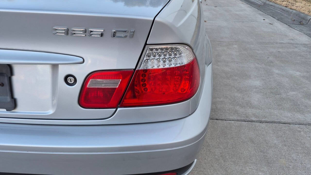 Used 2004 BMW 325Ci Coupe image 17