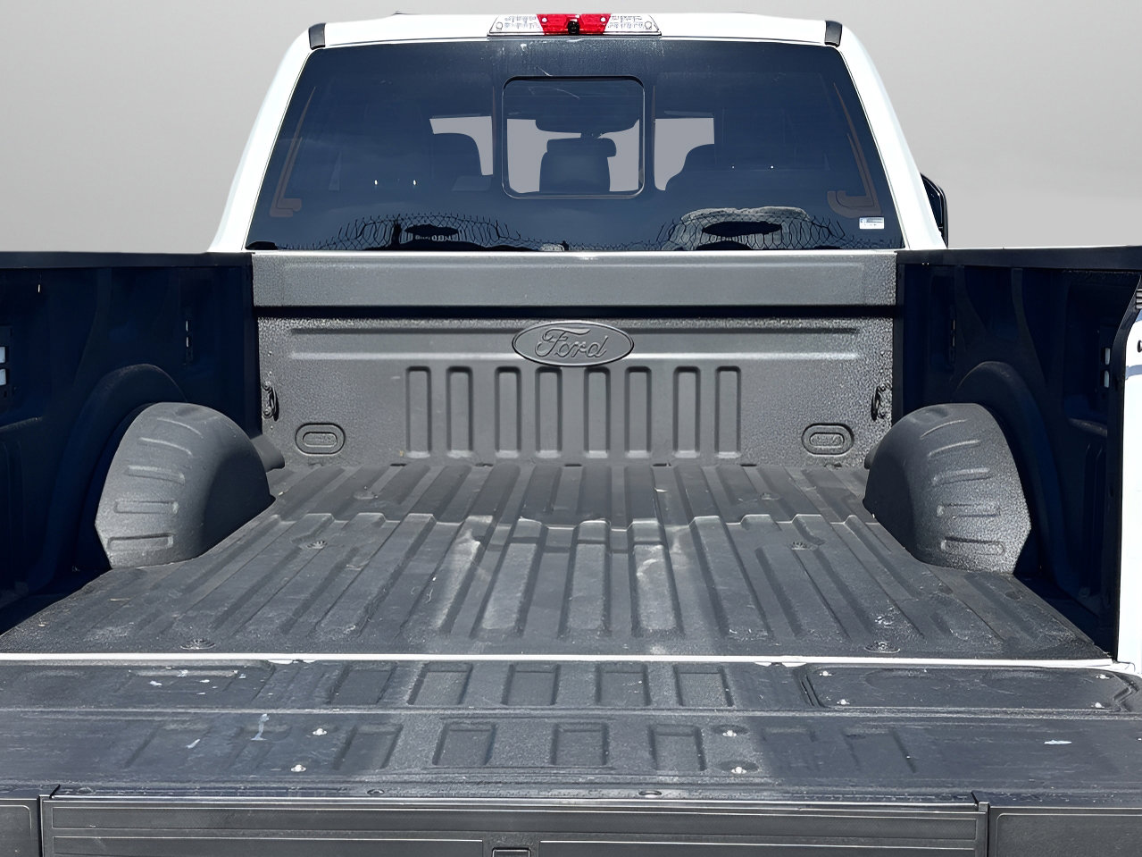 Used 2024 Ford F250 Lariat w/ Sport Appearance Package image 8