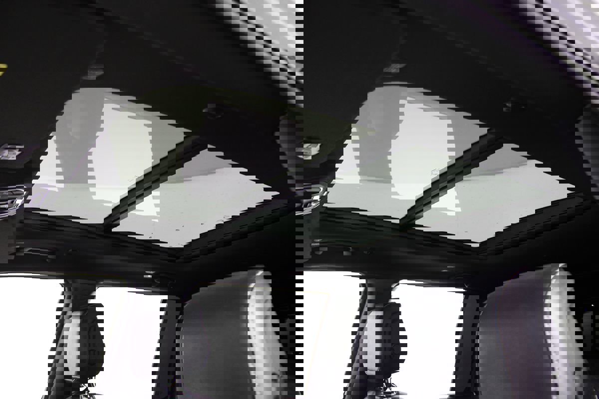 Used 2022 Jeep Wagoneer Series II w/ Premium Group I image 9