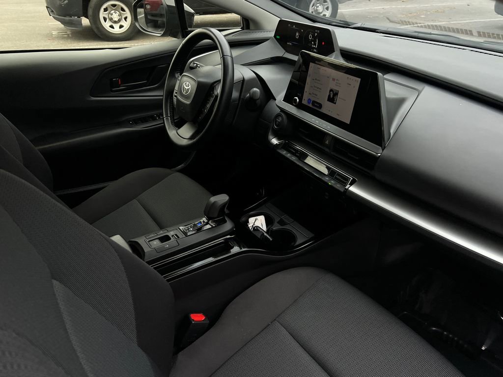 Used 2024 Toyota Prius LE image 11