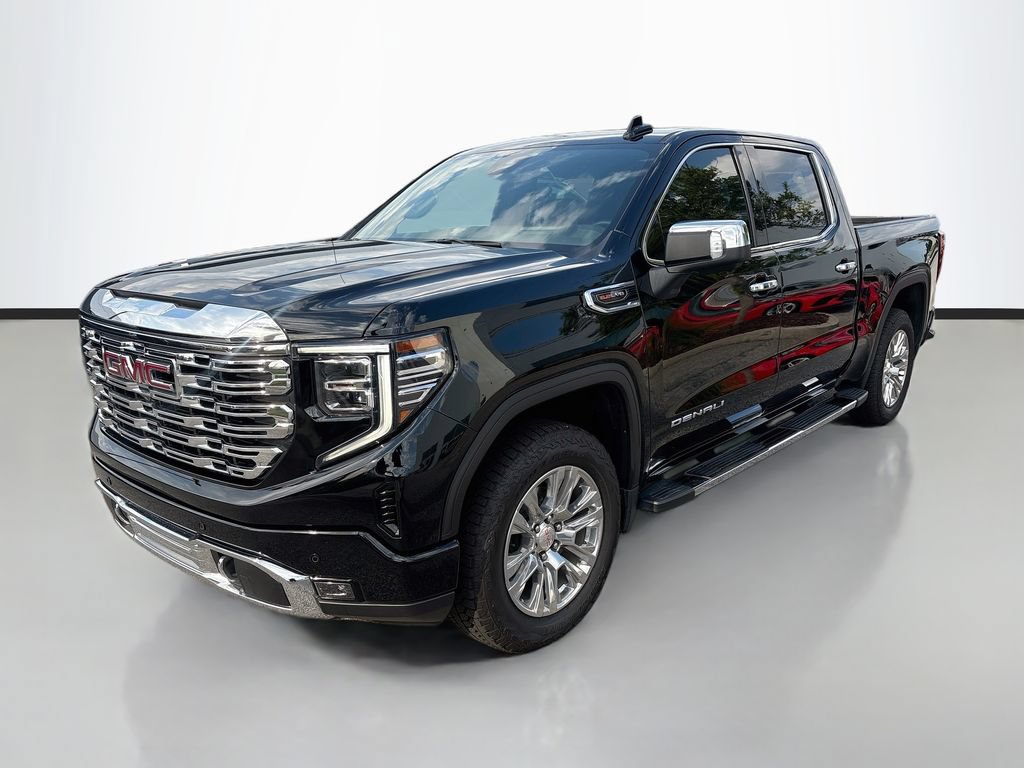 Used 2023 GMC Sierra 1500 Denali w/ Technology Package AWD/4WD image 1