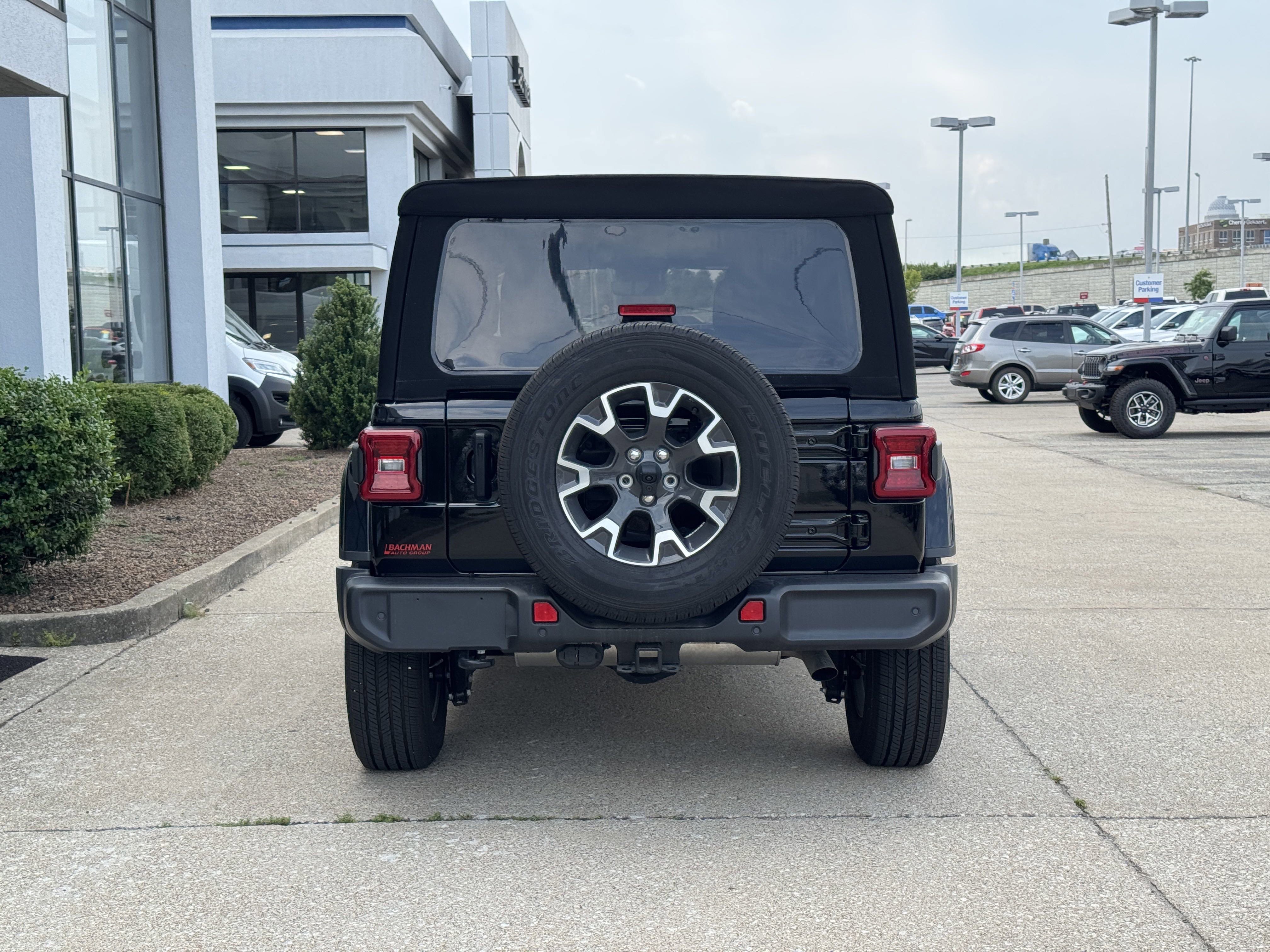 New 2024 Jeep Wrangler Sahara w/ Technology Group image 6