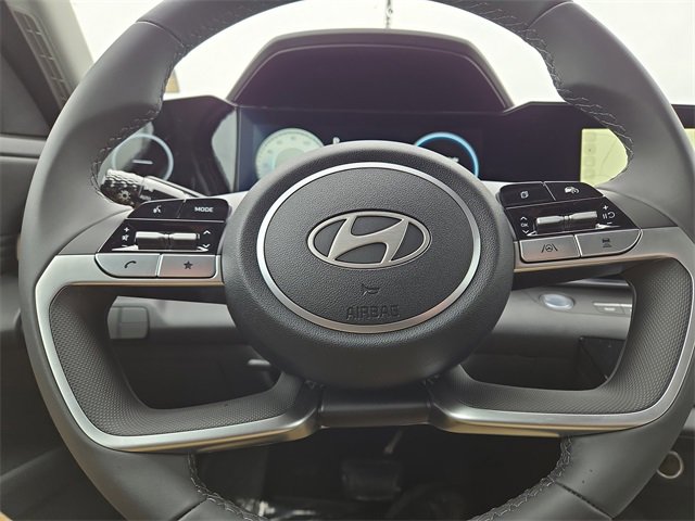 New 2025 Hyundai Elantra SEL image 19