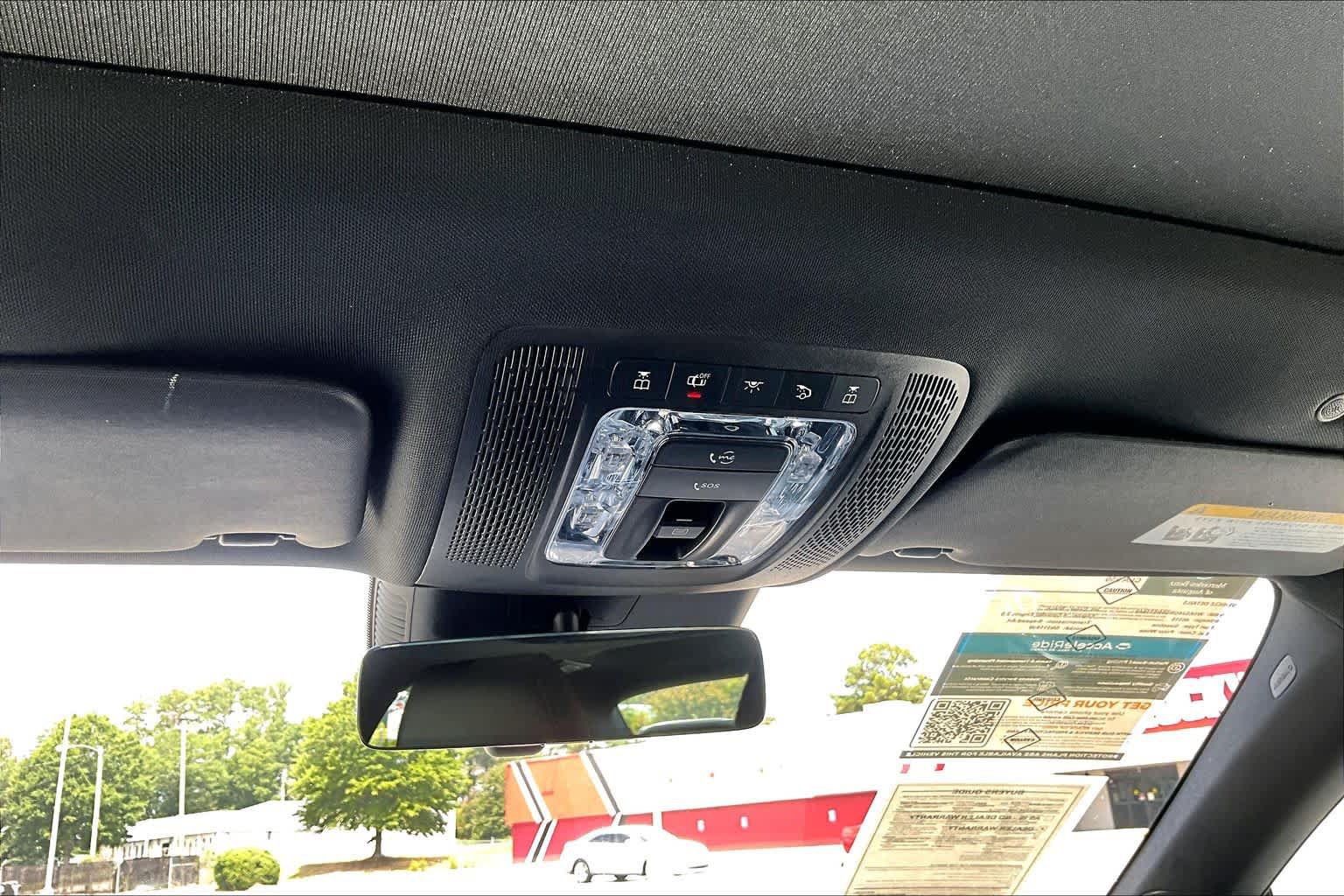 Used 2025 Mercedes-Benz CLA 250 image 36