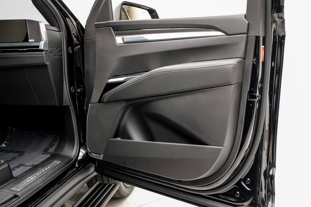 Used 2025 Cadillac Escalade V image 41