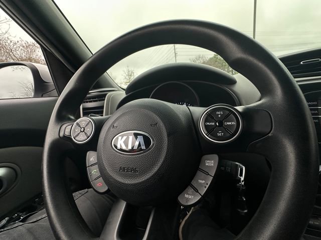 Used 2017 Kia Soul image 19