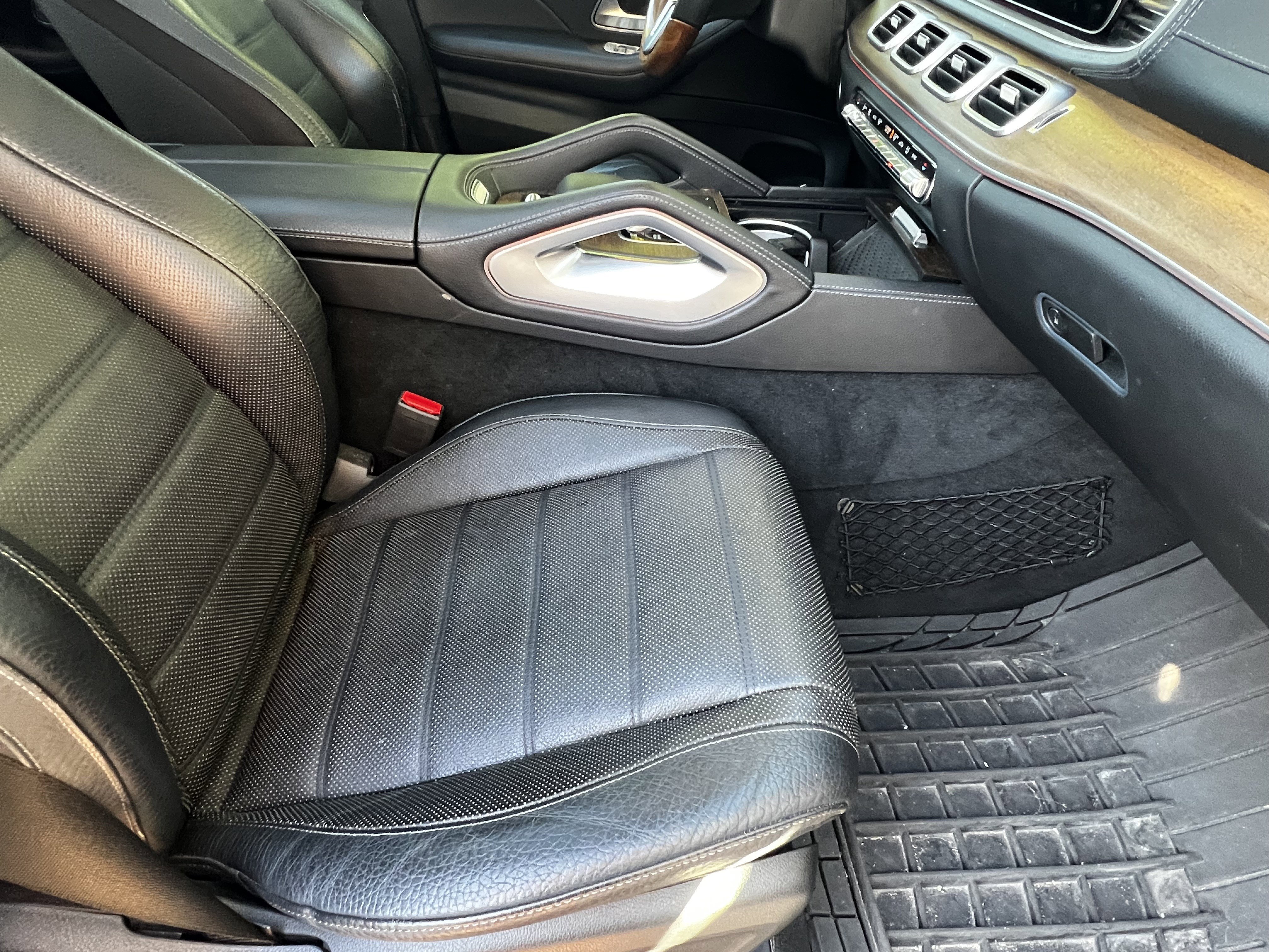 Used 2020 Mercedes-Benz GLS 580 4MATIC image 46