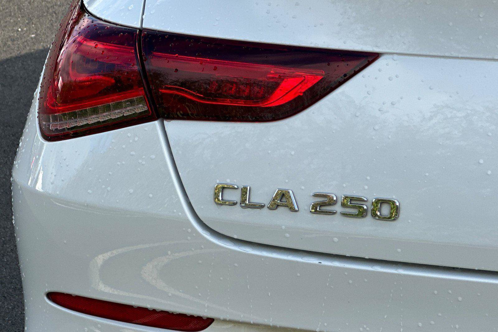Used 2020 Mercedes-Benz CLA 250 image 25