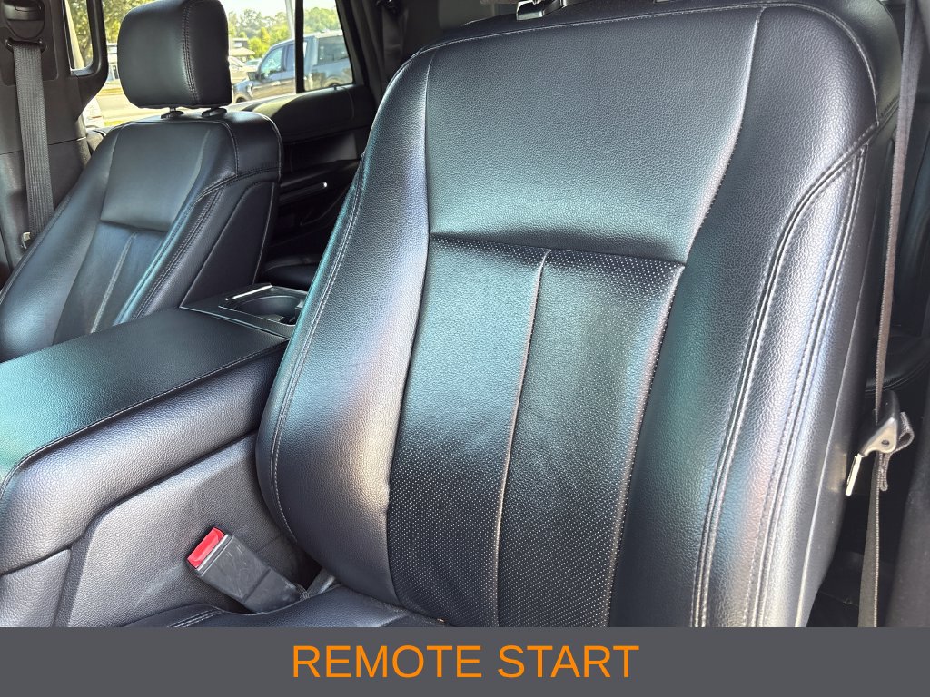 Used 2019 Ford Expedition XLT w/ Equipment Group 202A AWD/4WD image 6
