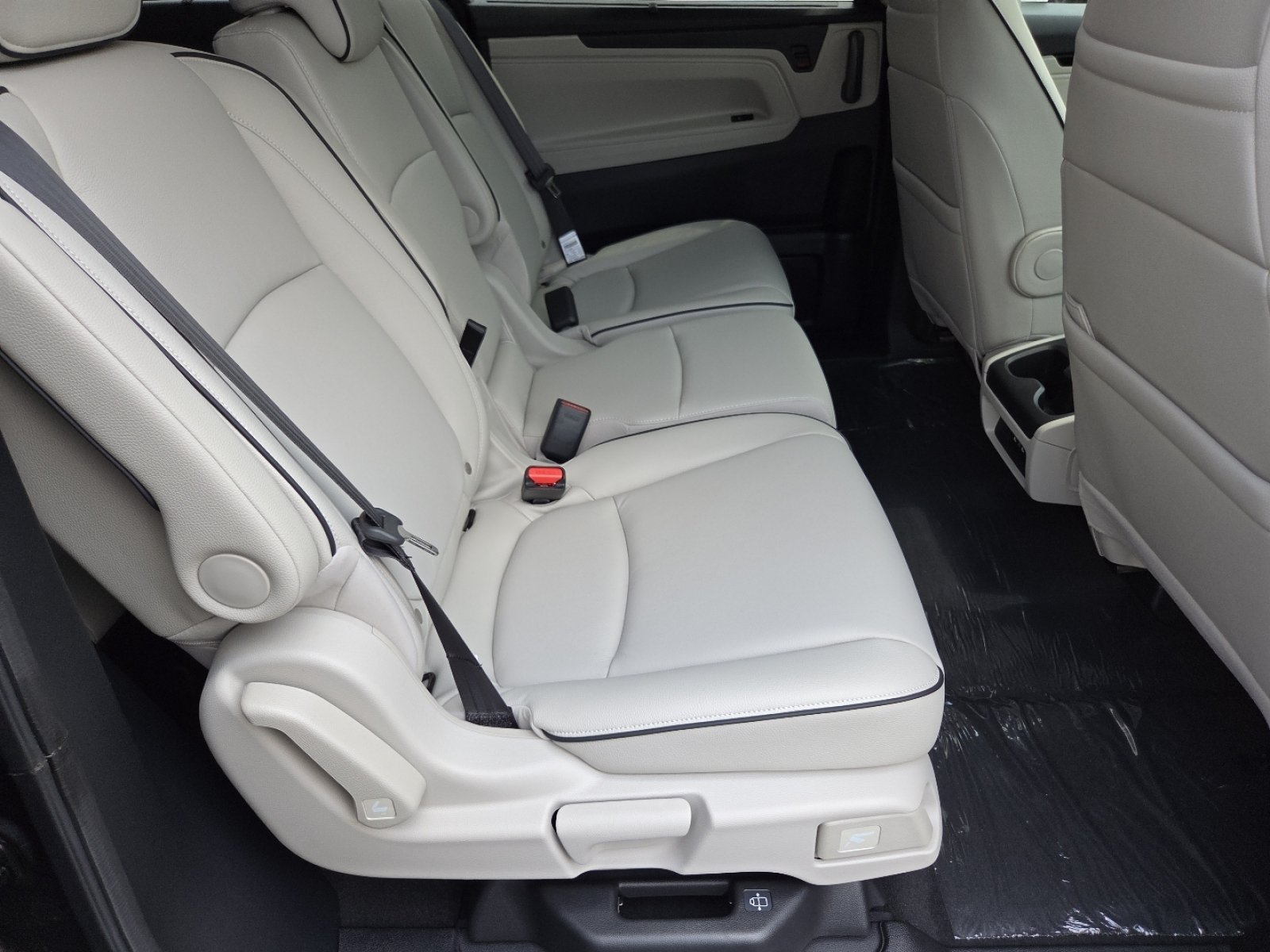 New 2026 Honda Odyssey Touring image 26