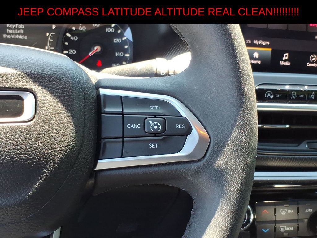 Used 2023 Jeep Compass Latitude w/ Sun and Sound Group AWD/4WD image 18
