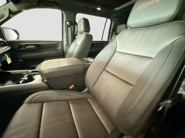 New 2026 Chevrolet Suburban High Country AWD/4WD image 22