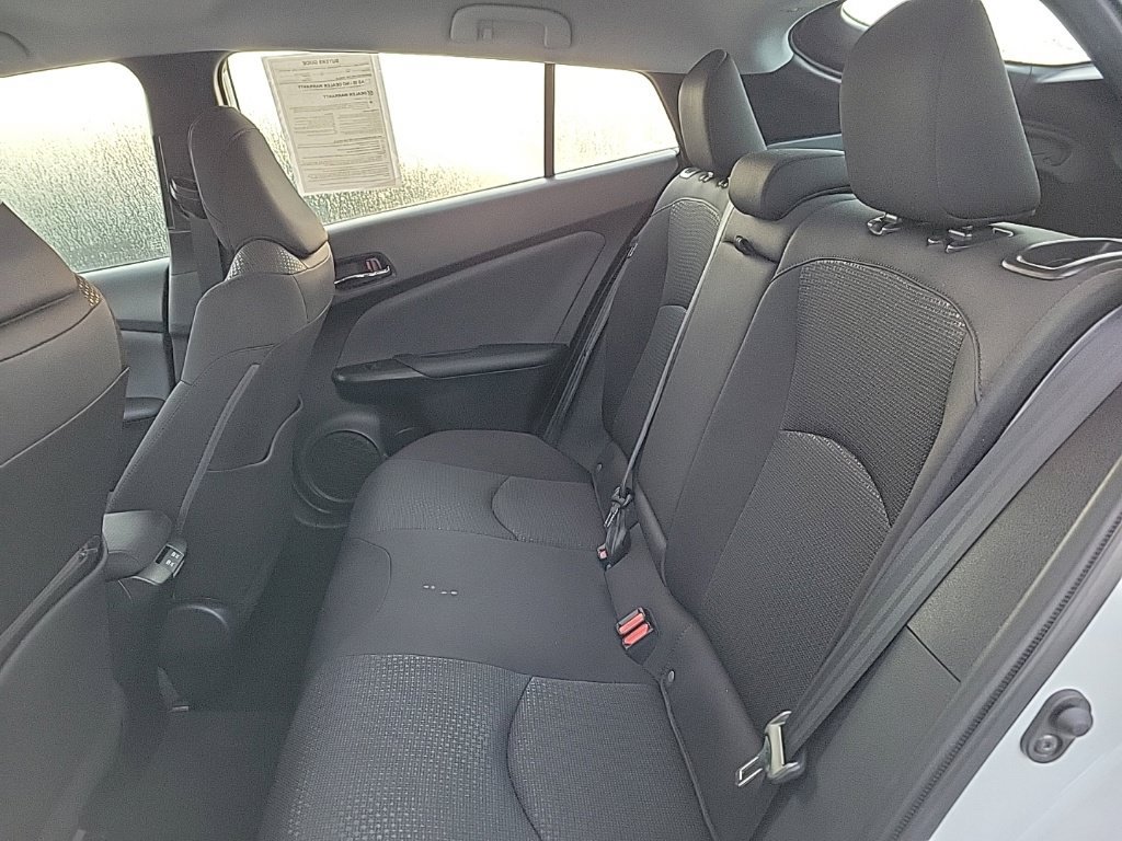 Used 2022 Toyota Prius LE FWD image 12