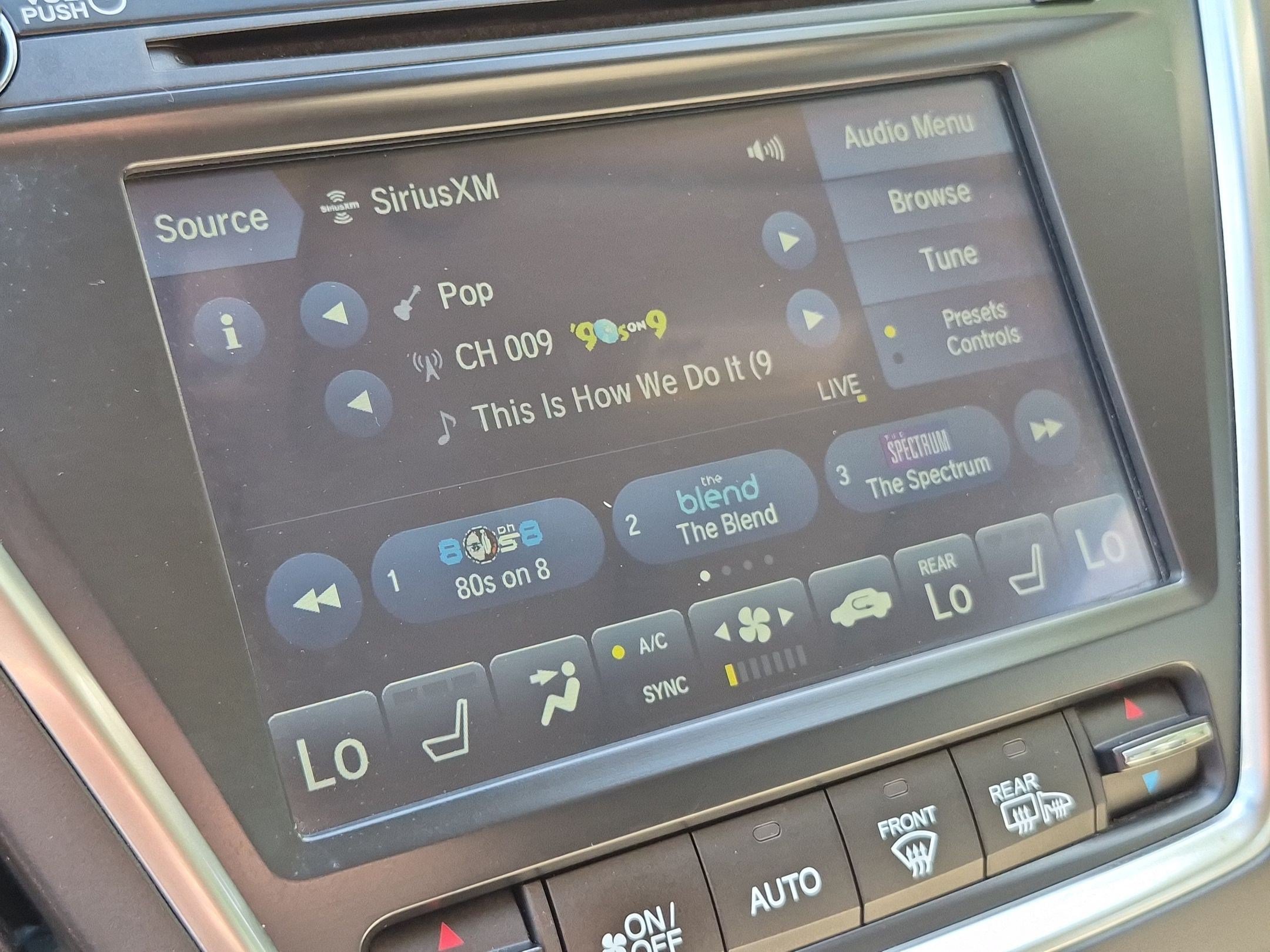 Used 2020 Acura MDX w/ Technology Package AWD/4WD image 21