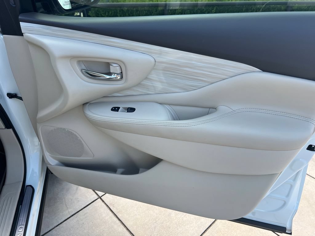 Used 2018 Nissan Murano Platinum w/ Cargo Package AWD/4WD image 6