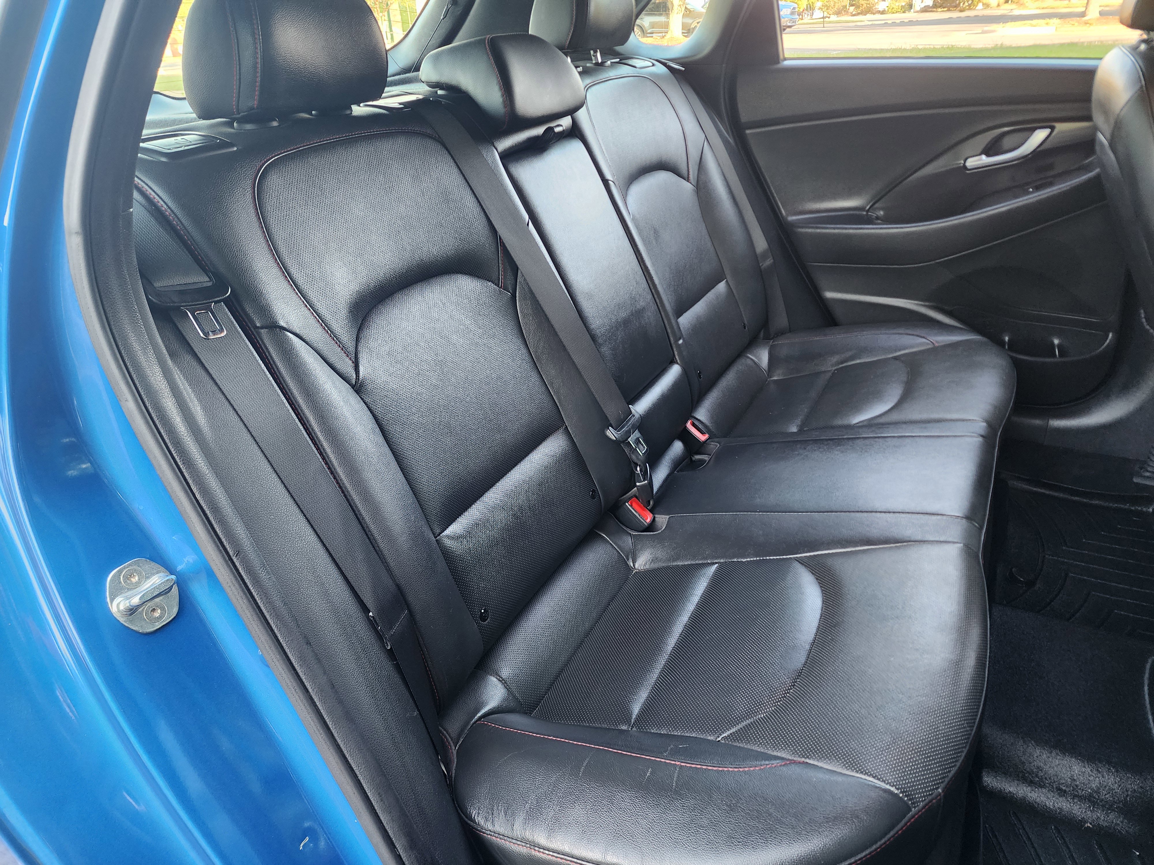 Used 2018 Hyundai Elantra GT Sport image 19