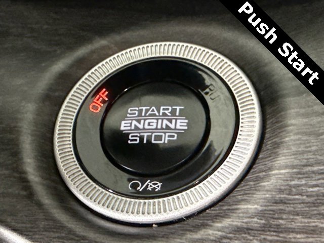 Used 2024 Jeep Grand Cherokee L Limited w/ Luxury Tech Group II image 24