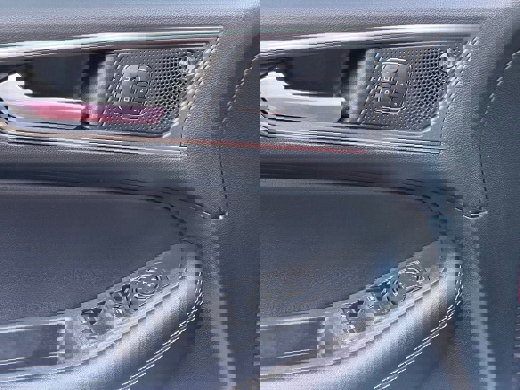 Certified 2022 Ford Edge ST image 31