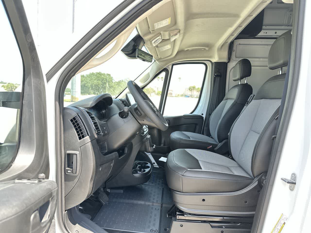 New 2026 RAM ProMaster 3500 w/ Premium Convenience Group FWD image 10